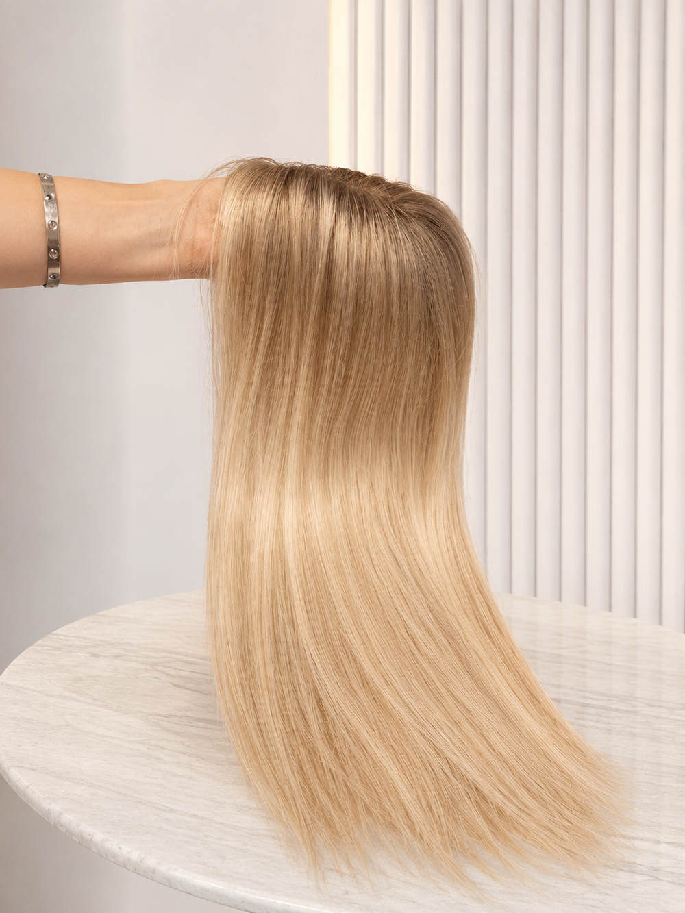 Mini Topper ganz hell blond mit Ansatz