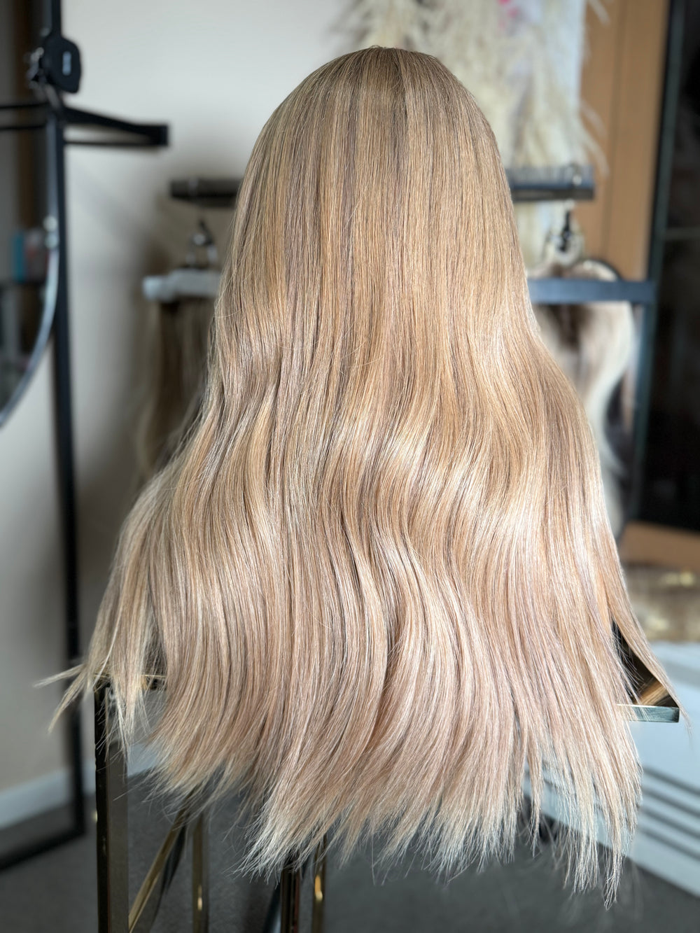Lace Perücke extra Volume Hellblond Sand