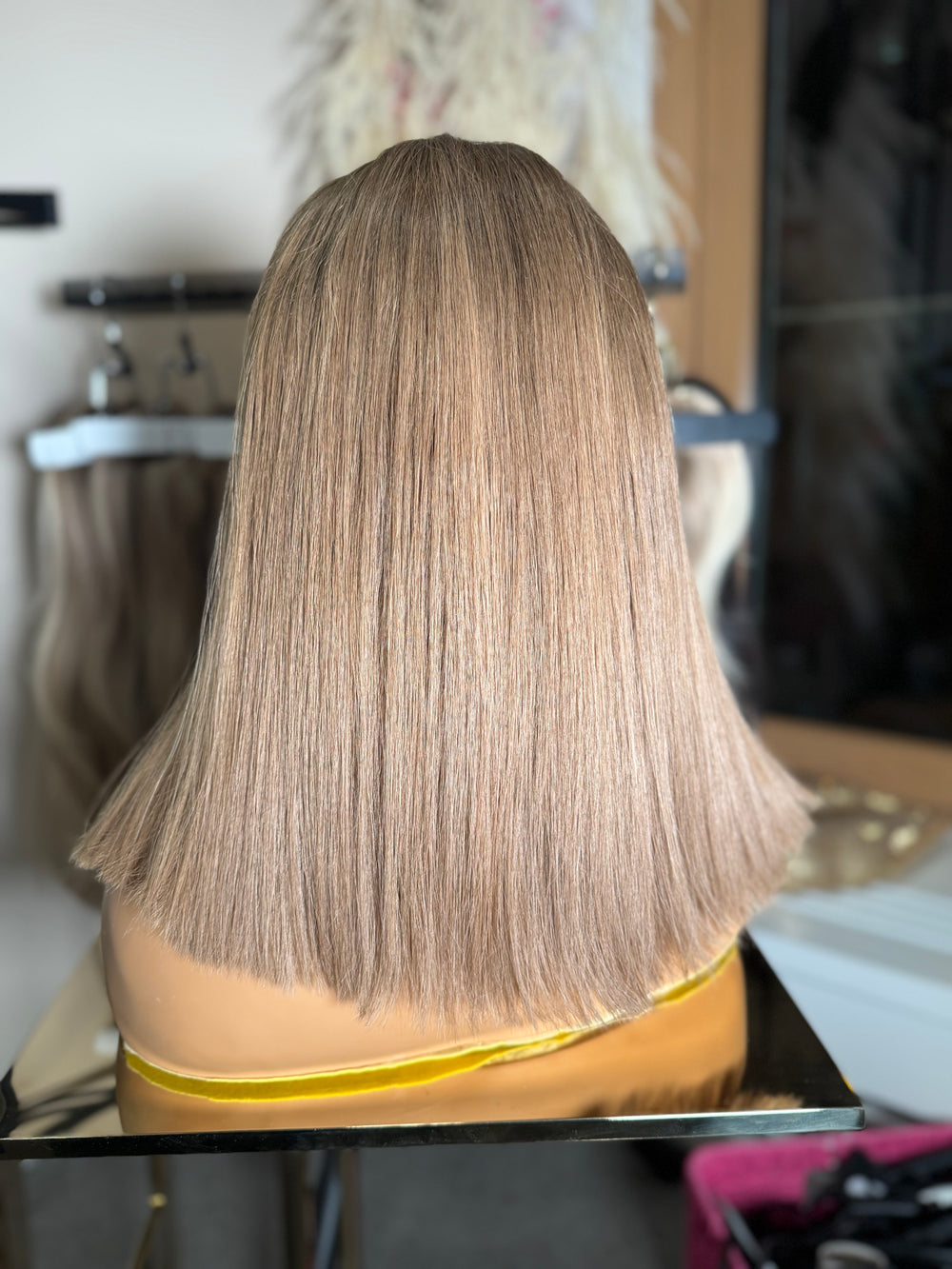 Lace Perücke extra volume Dunkelsand