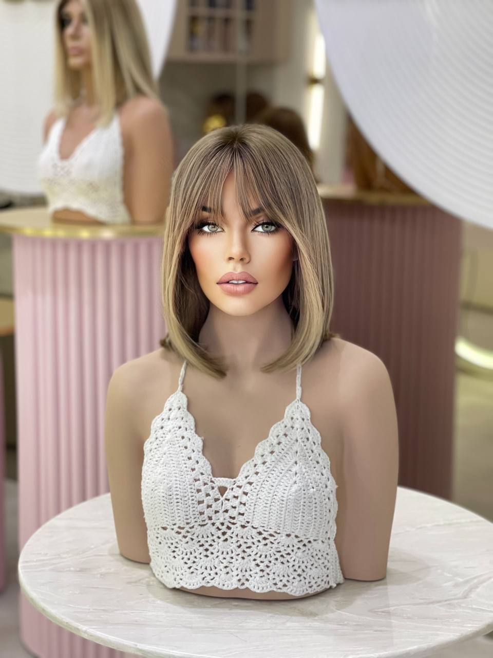 Dunkelblond